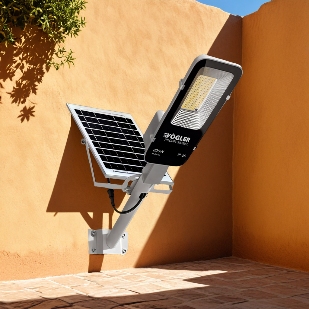 Leistungsstarke Solarlampe, Dämmerungssensor, Fernsteuerung, Vögler Professional 800W